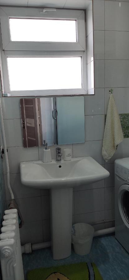 Apartment In The Karakol Heart מראה חיצוני תמונה